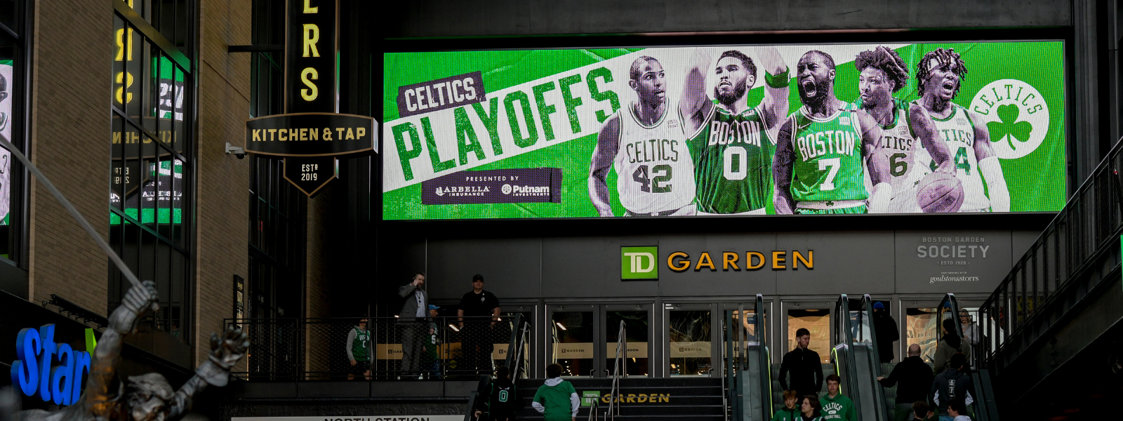 Boston Celtics starting 2020-21 season in an empty TD Garden feels