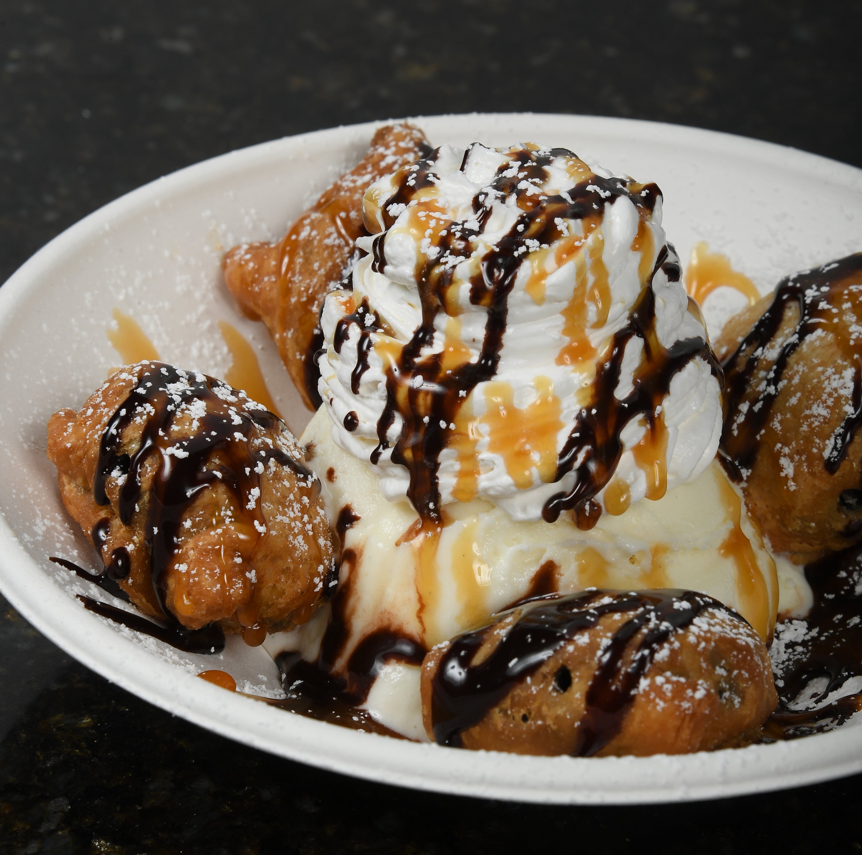 DEEP FRIED OREO SUNDAE